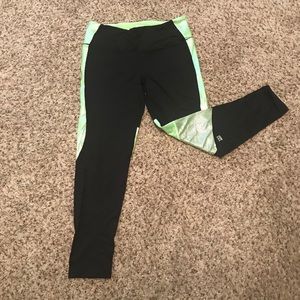 Victoria’s Secret Sport leggings